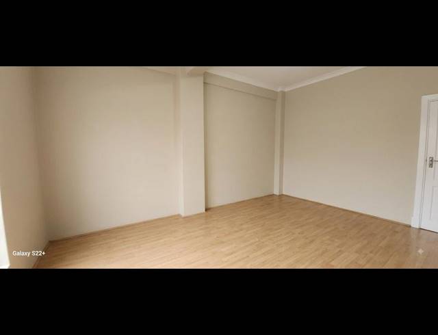 2 BEDROOM PROPERTY TO RENT IN NORTH BEACH